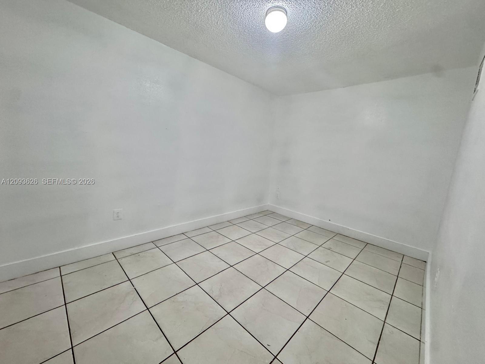 A12093626 Property Photo 9