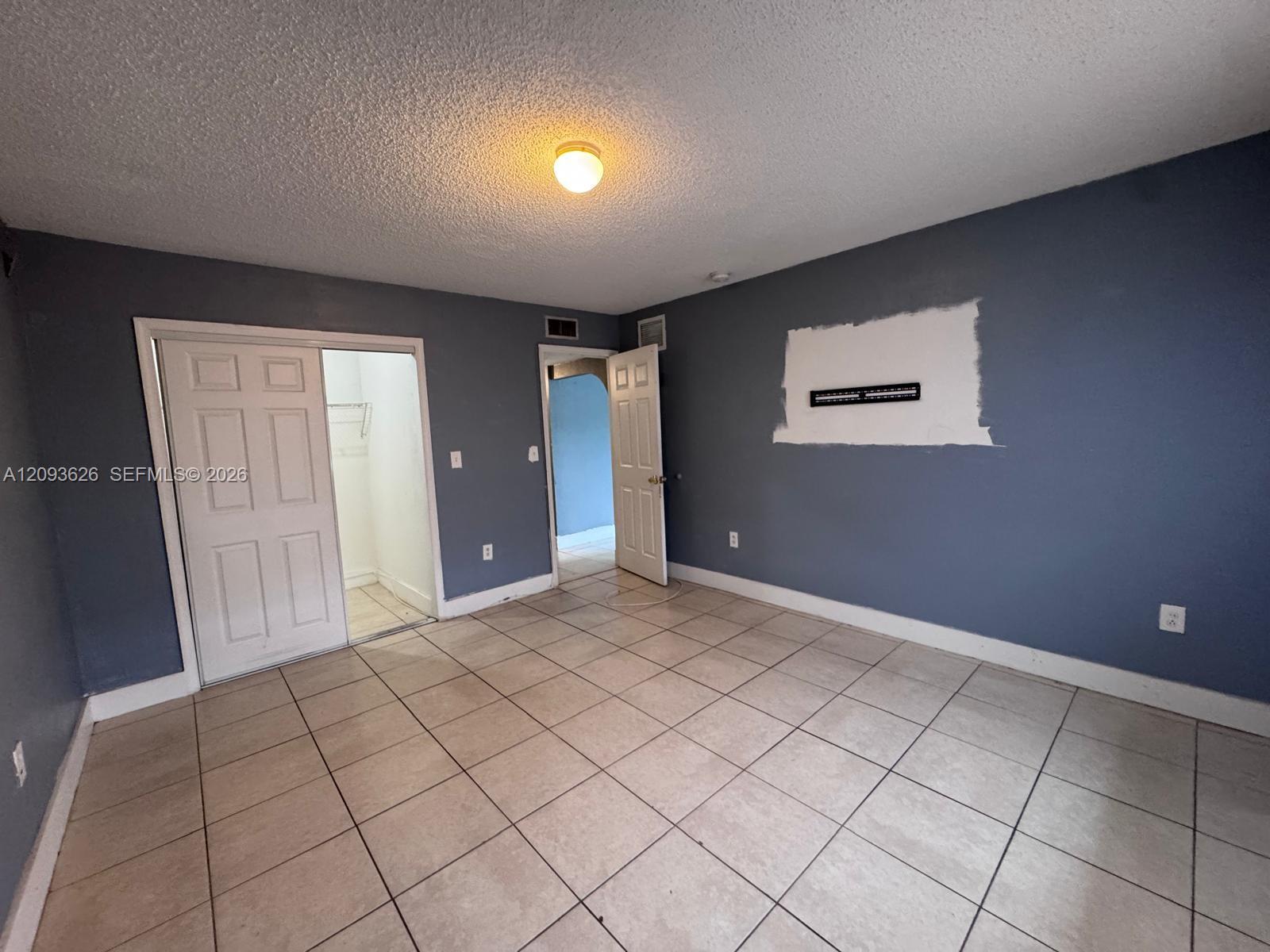 A12093626 Property Photo 12