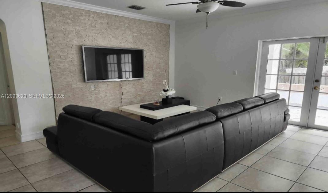16231 Nw 84th Court Property Photo 5