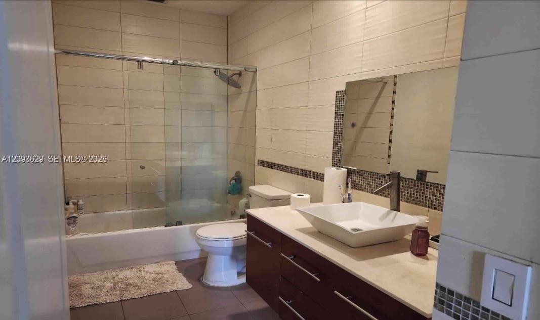 16231 Nw 84th Court Property Photo 7