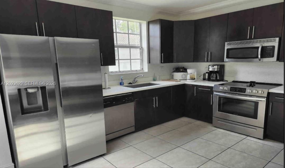 16231 Nw 84th Court Property Photo 16