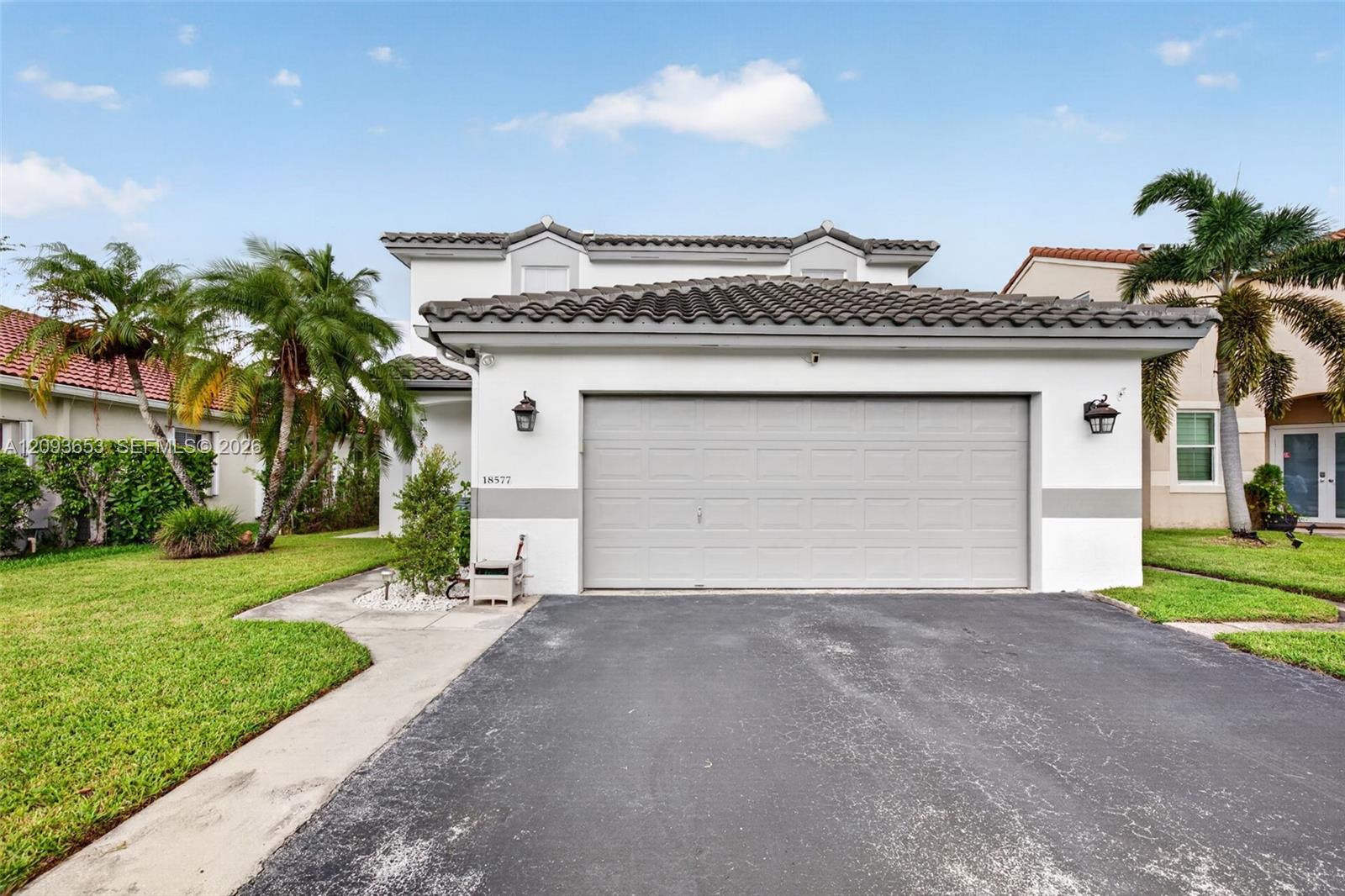 18577 Nw 19th Street Property Photo 3
