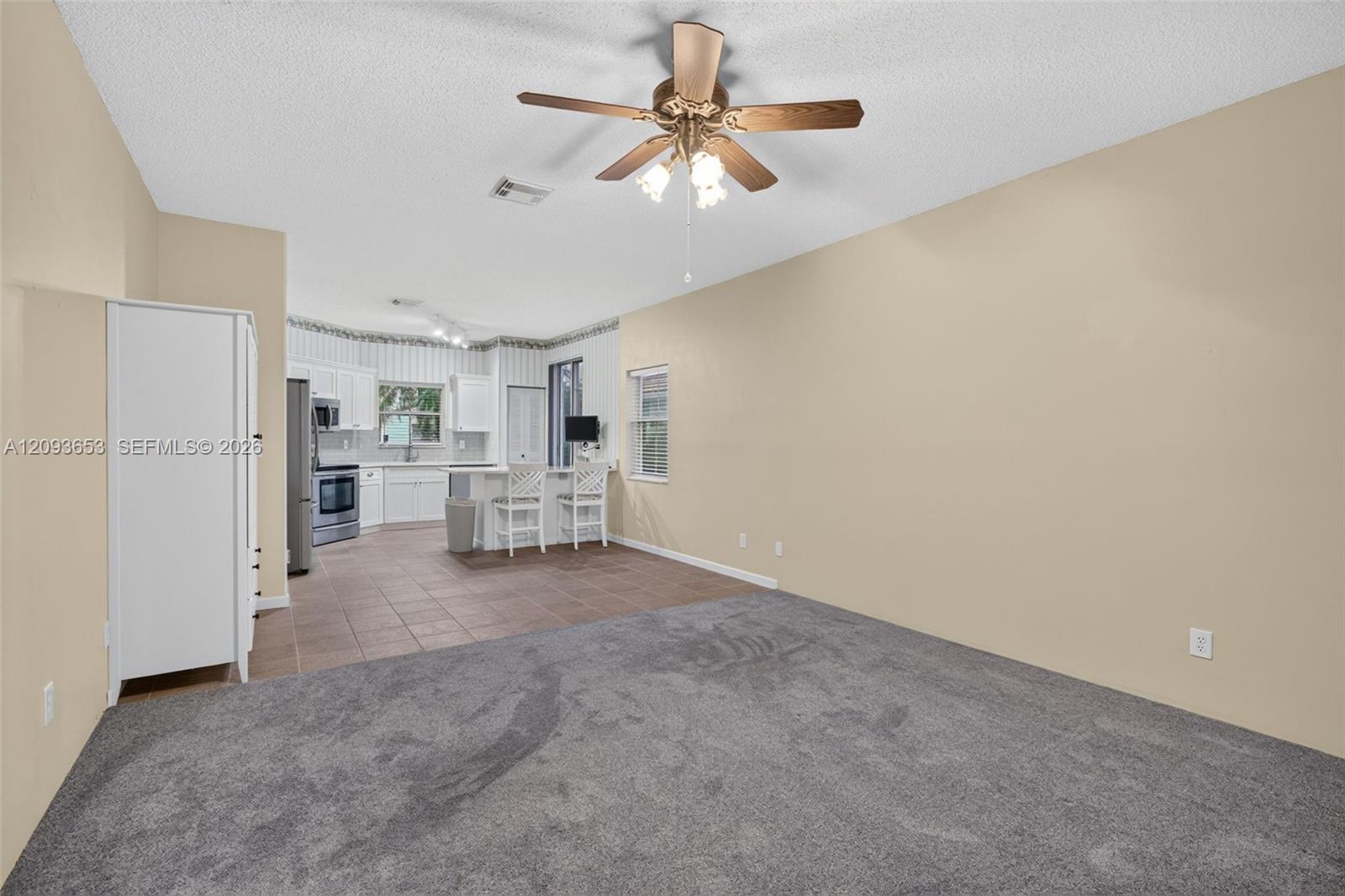 18577 Nw 19th Street Property Photo 17