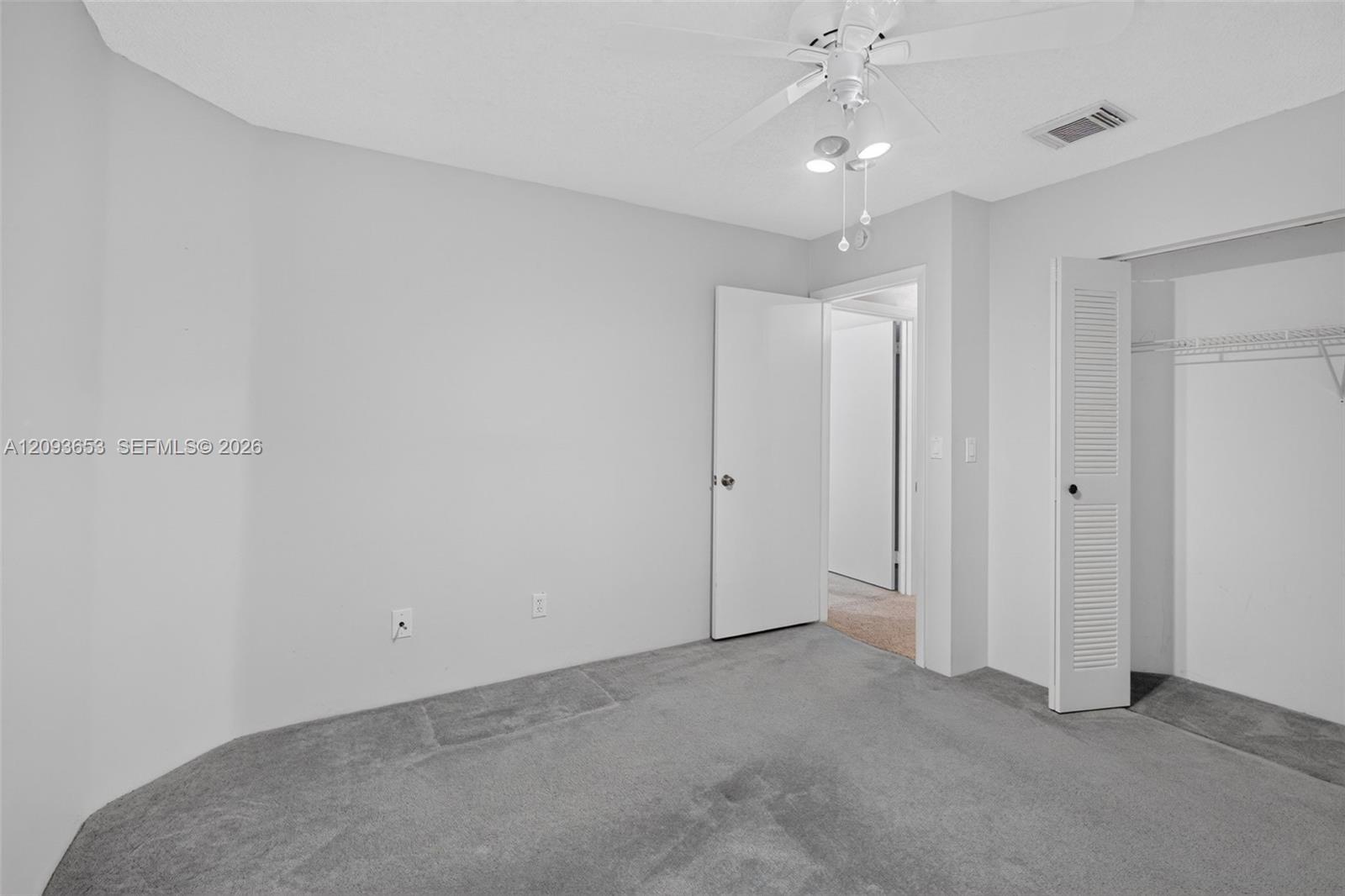 18577 Nw 19th Street Property Photo 25