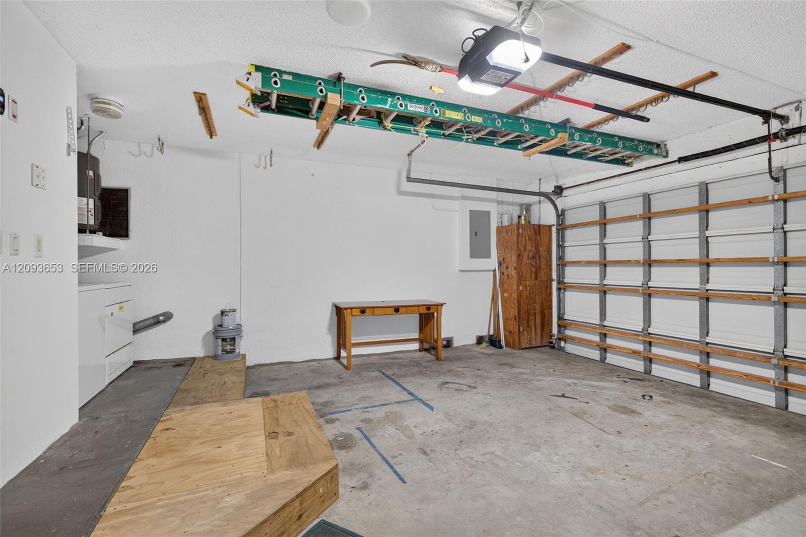 18577 Nw 19th Street Property Photo 35
