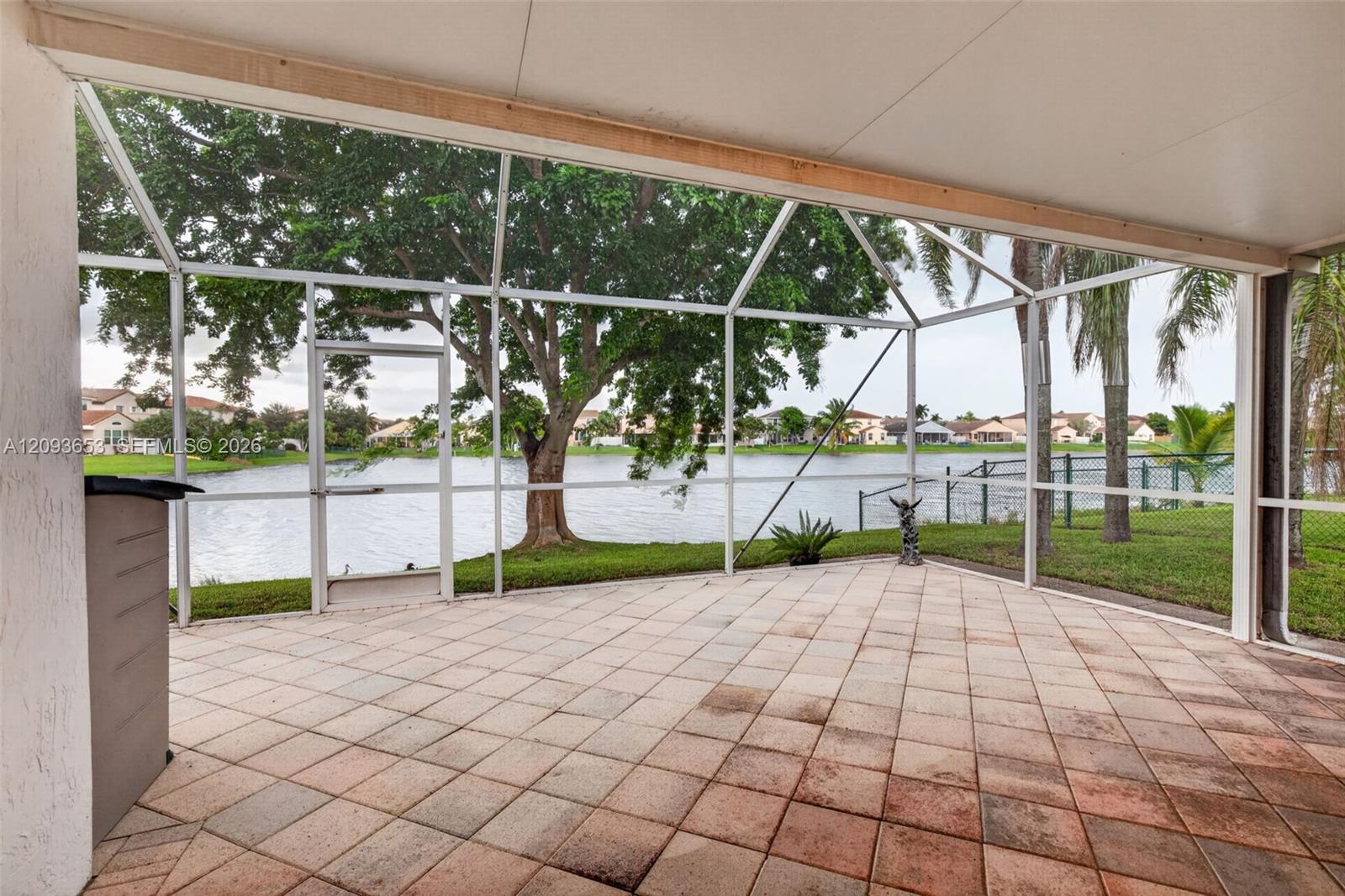 18577 Nw 19th Street Property Photo 38