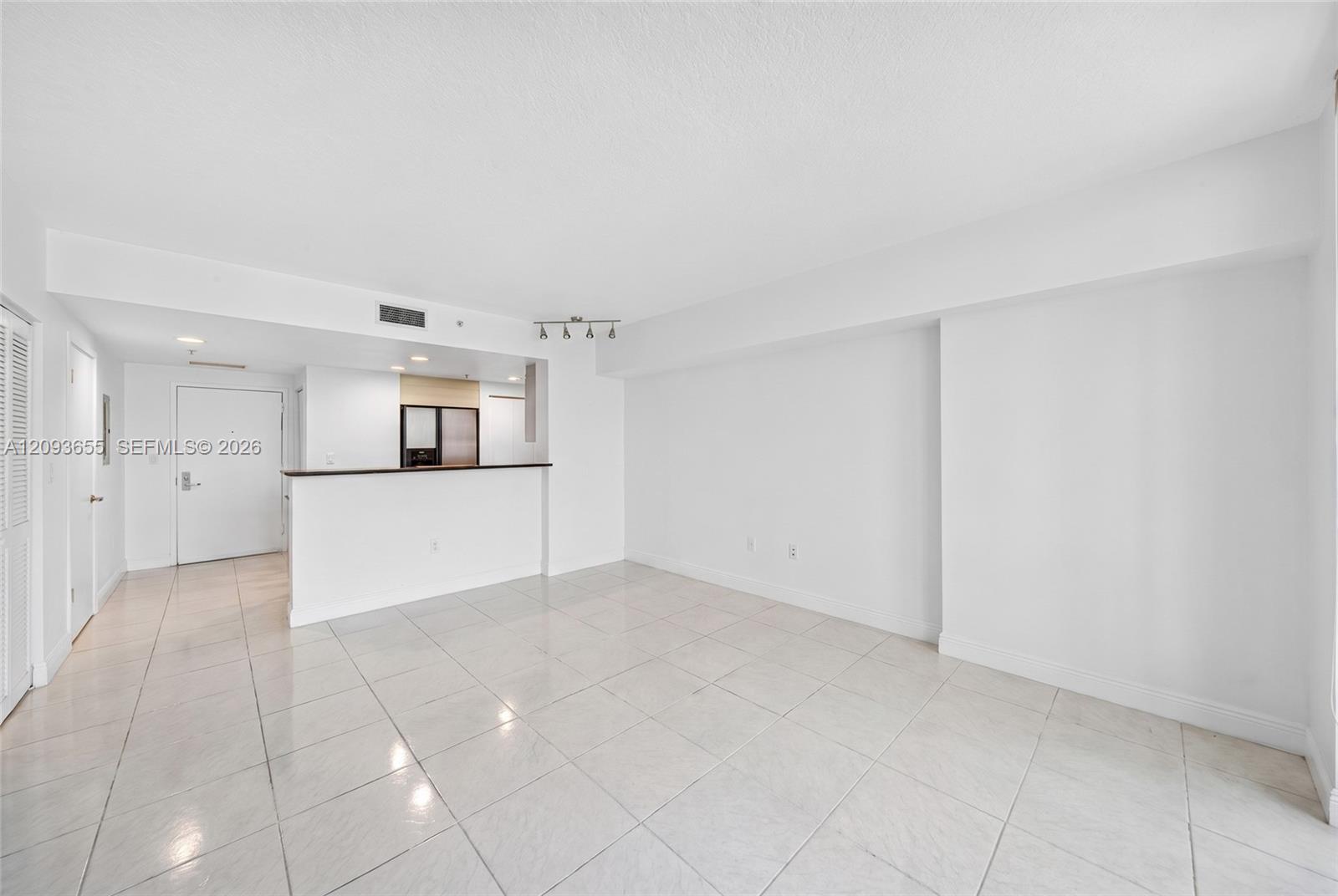 325 S Biscayne Boulevard 2320 Property Photo 13