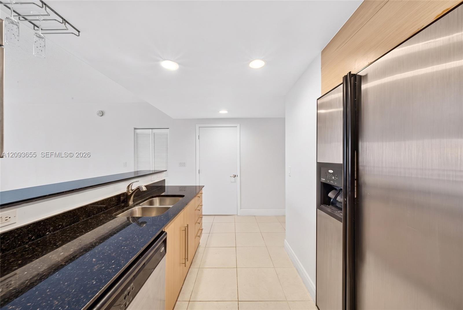 325 S Biscayne Boulevard 2320 Property Photo 15