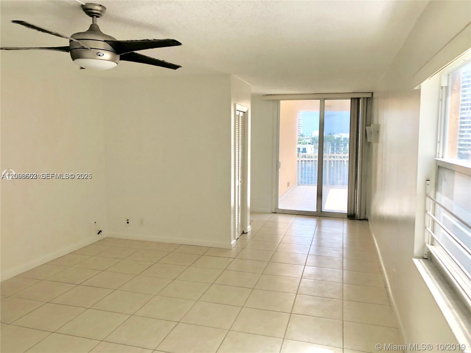 121 Golden Isles Drive 407 Property Photo 4