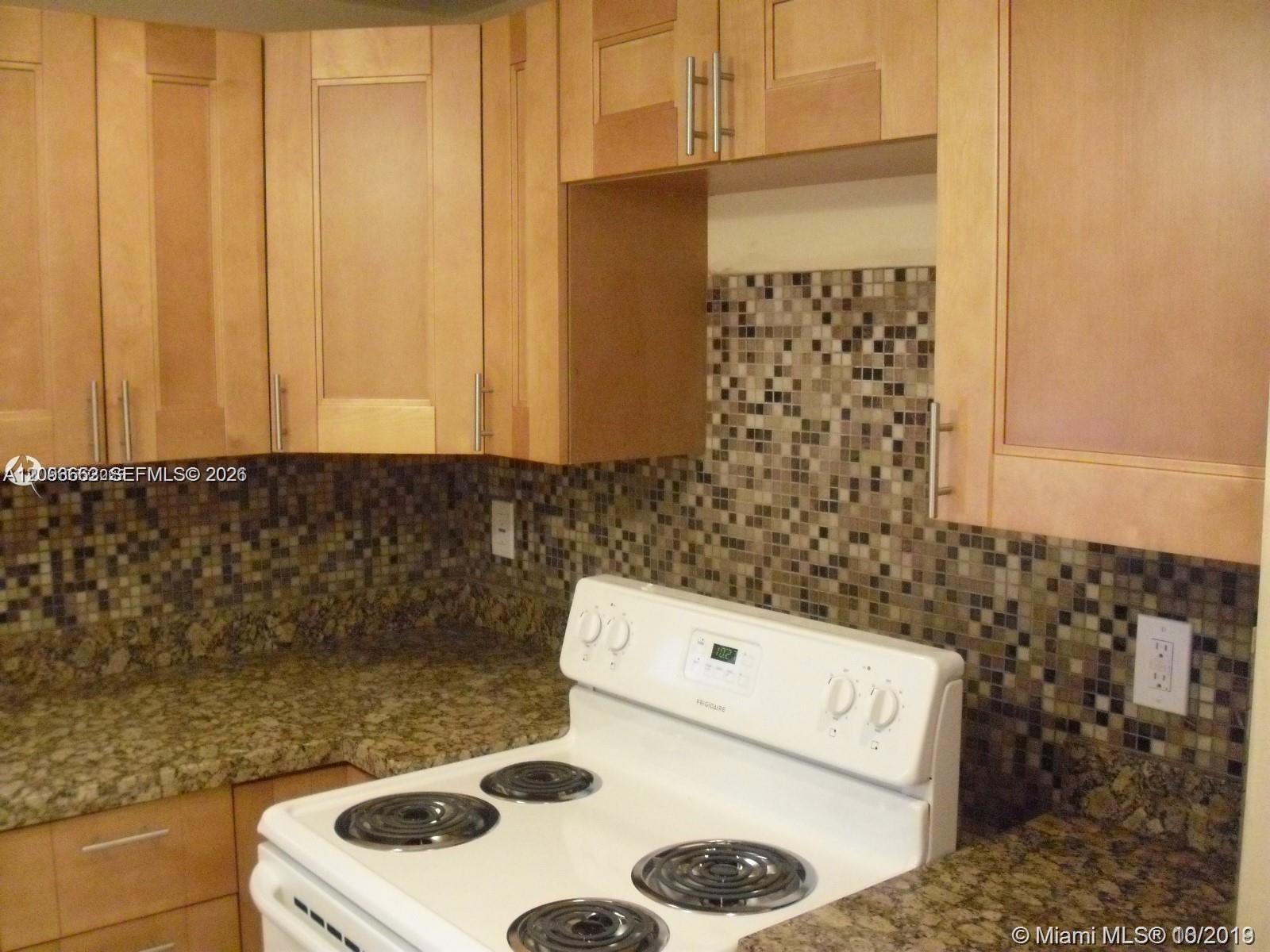 121 Golden Isles Drive 407 Property Photo 12