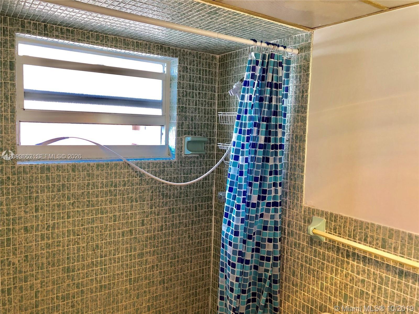 121 Golden Isles Drive 407 Property Photo 15