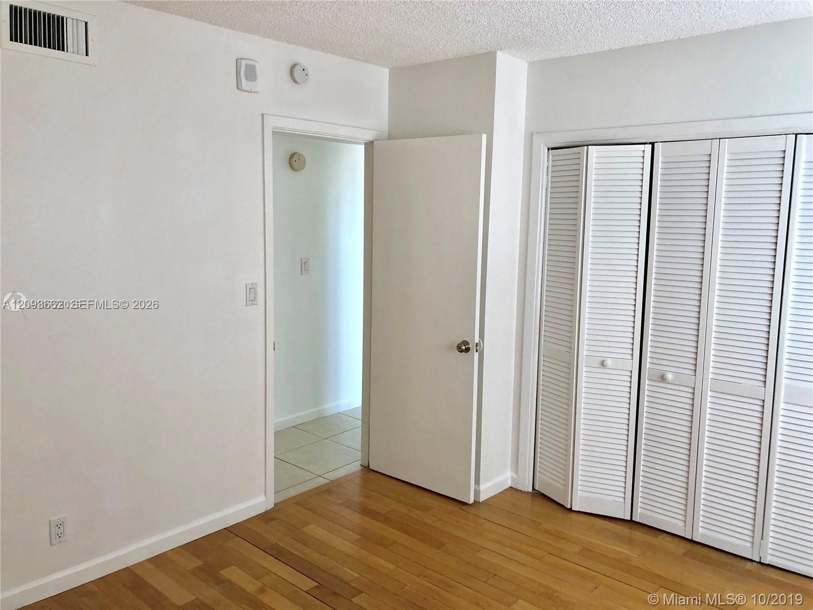 121 Golden Isles Drive 407 Property Photo 19