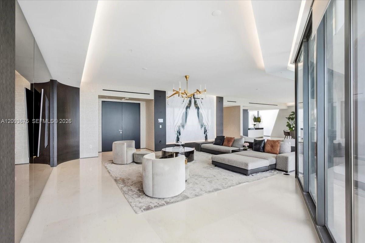 1000 Biscayne Boulevard 4102 Property Photo 7
