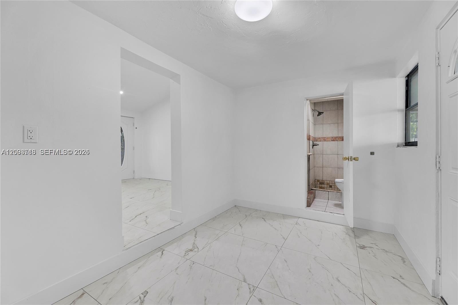4837 Sw 28th Avenue Property Photo 18
