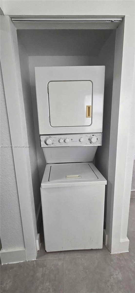720 Nw 56th Street 2 Property Photo 6