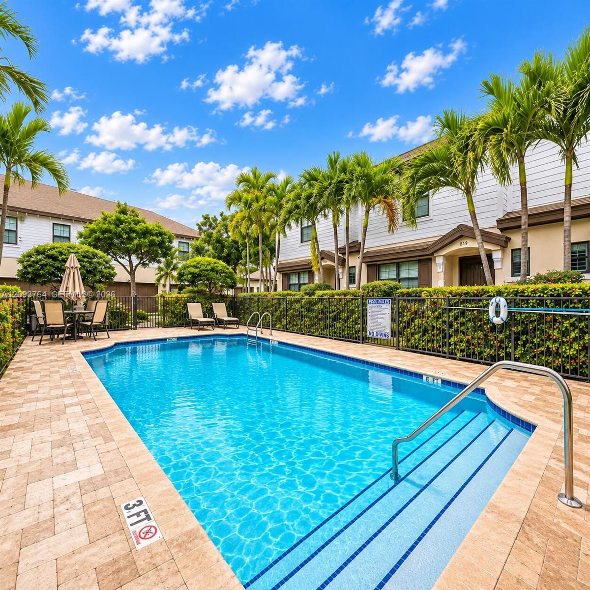 841 S Ocean Boulevard Property Photo 4