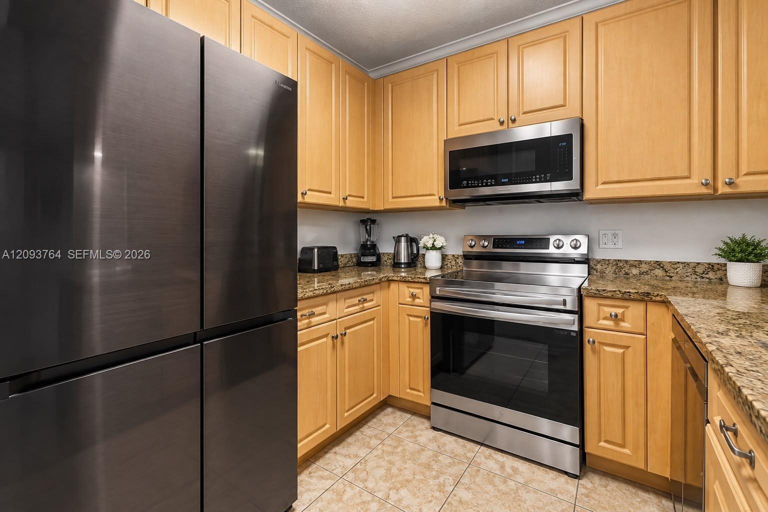 841 S Ocean Boulevard Property Photo 9