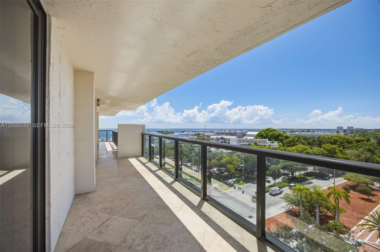 2575 S Bayshore Drive 10a & 10b Property Photo 6