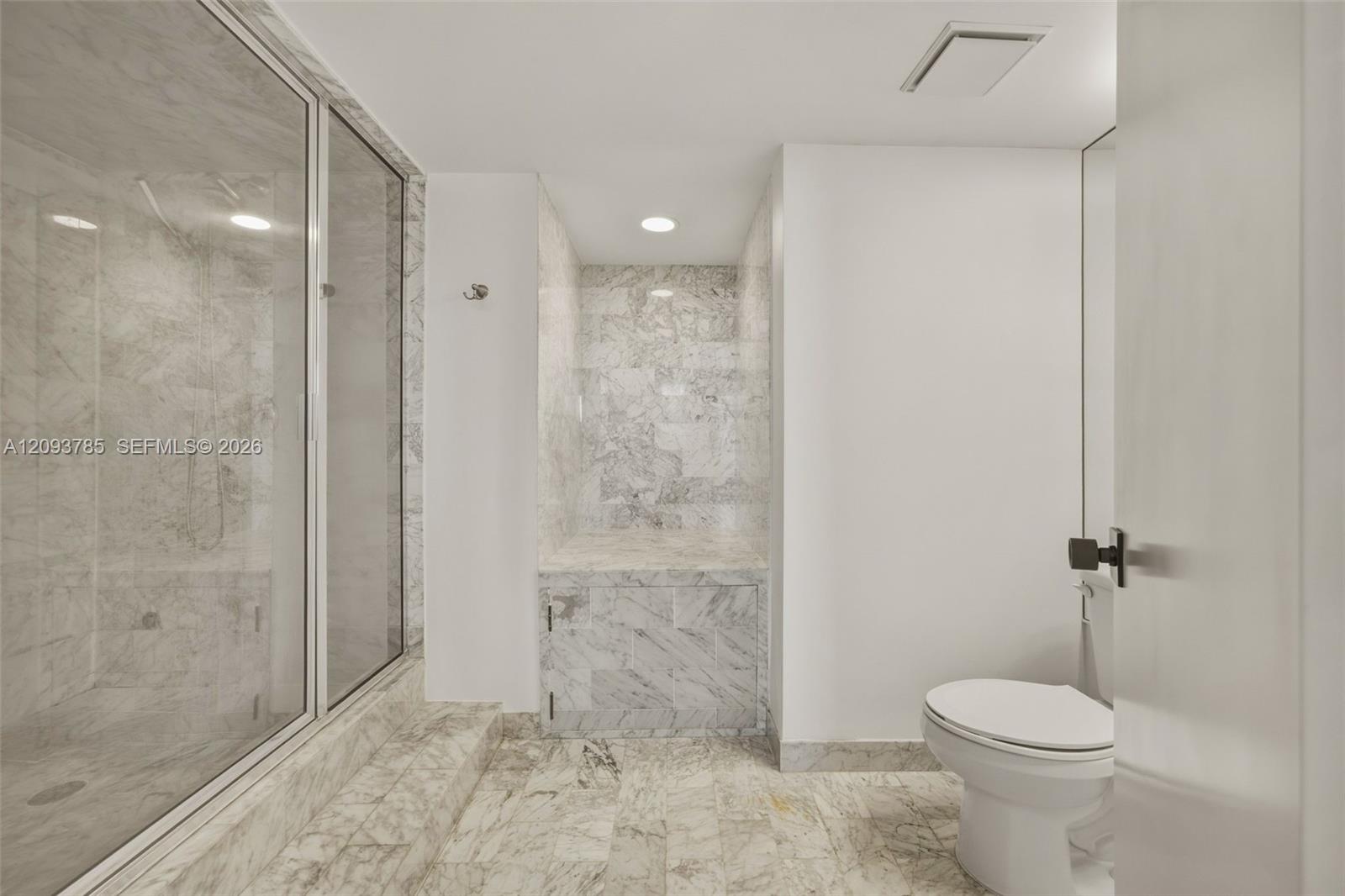 2575 S Bayshore Drive 10a & 10b Property Photo 25