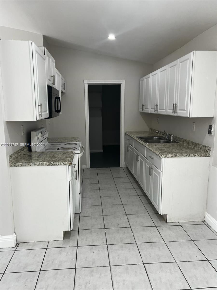 7221 Sw 11th Court 0 Property Photo 3