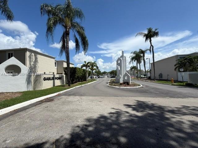 4590 SW 68th Ct Circle 8 Property Photo 1