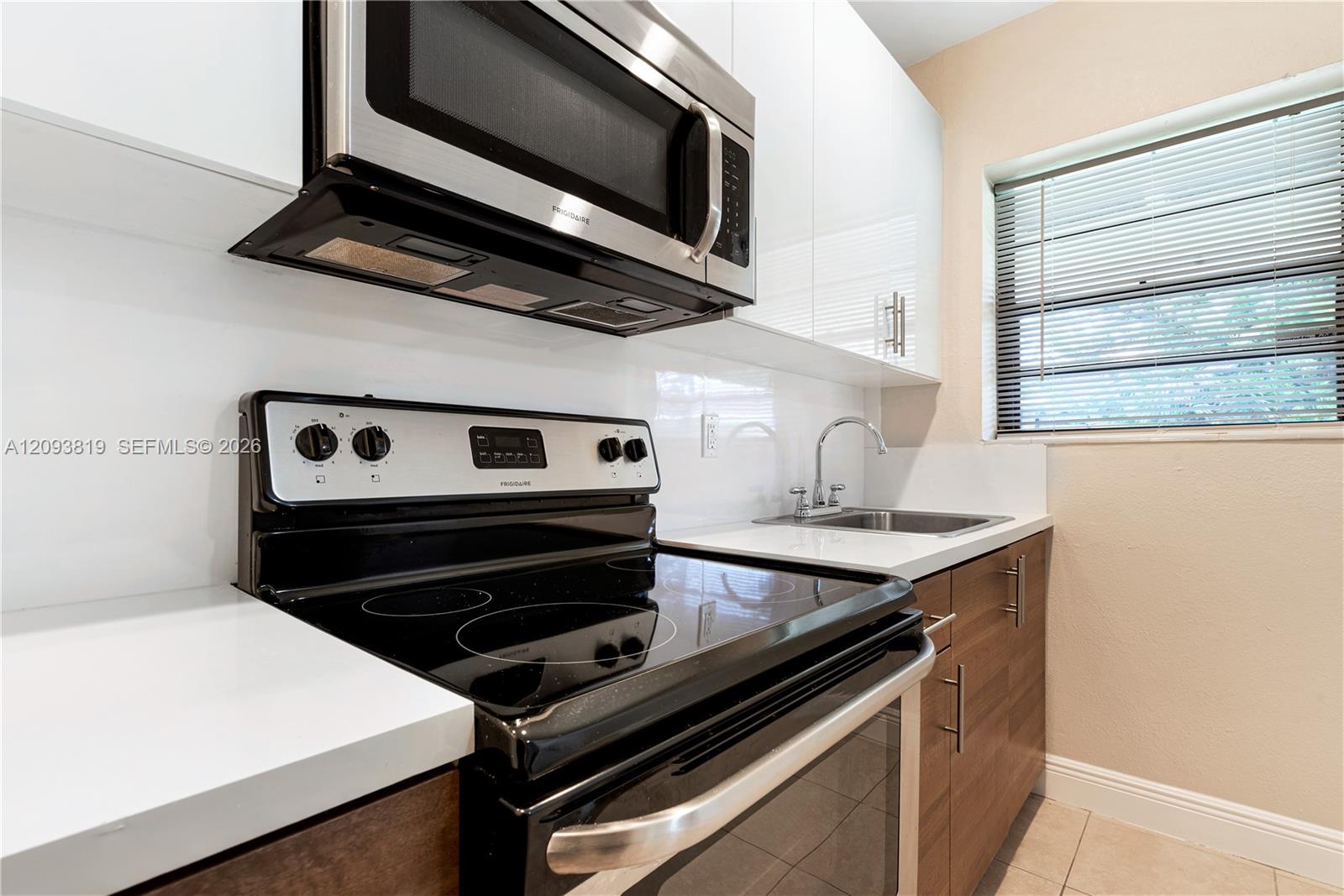 214 Salamanca Avenue 3 Property Photo 2