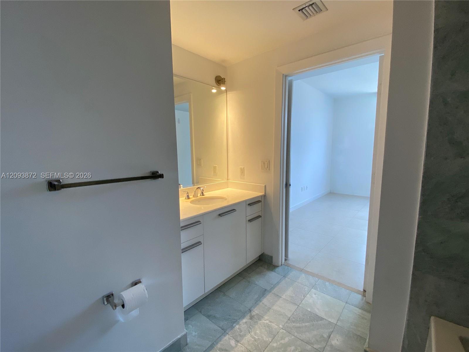1060 Brickell Avenue 3105 Property Photo 6