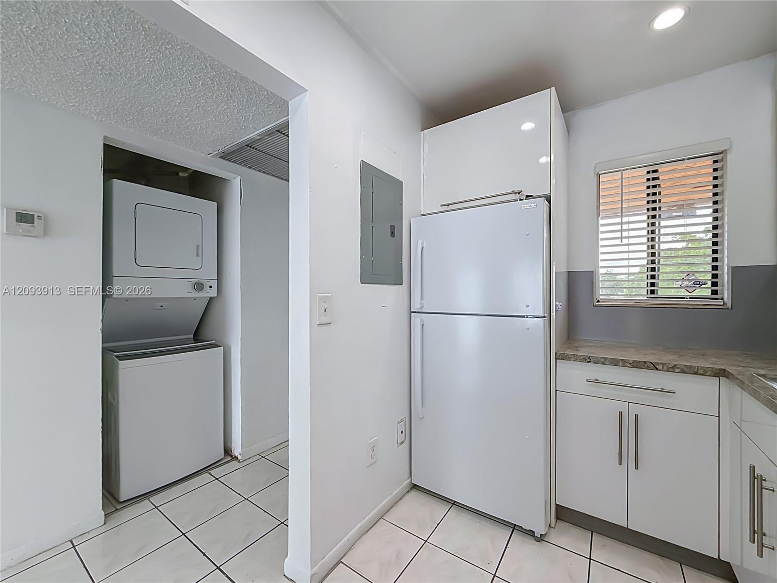 5783 W 28th Avenue 5783 Property Photo 8