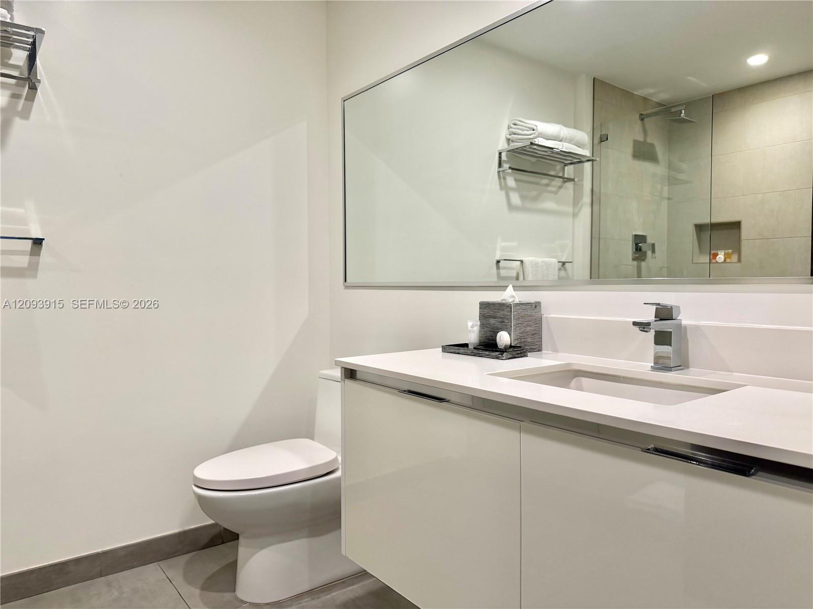 777 N Ocean Drive S304 Property Photo 18