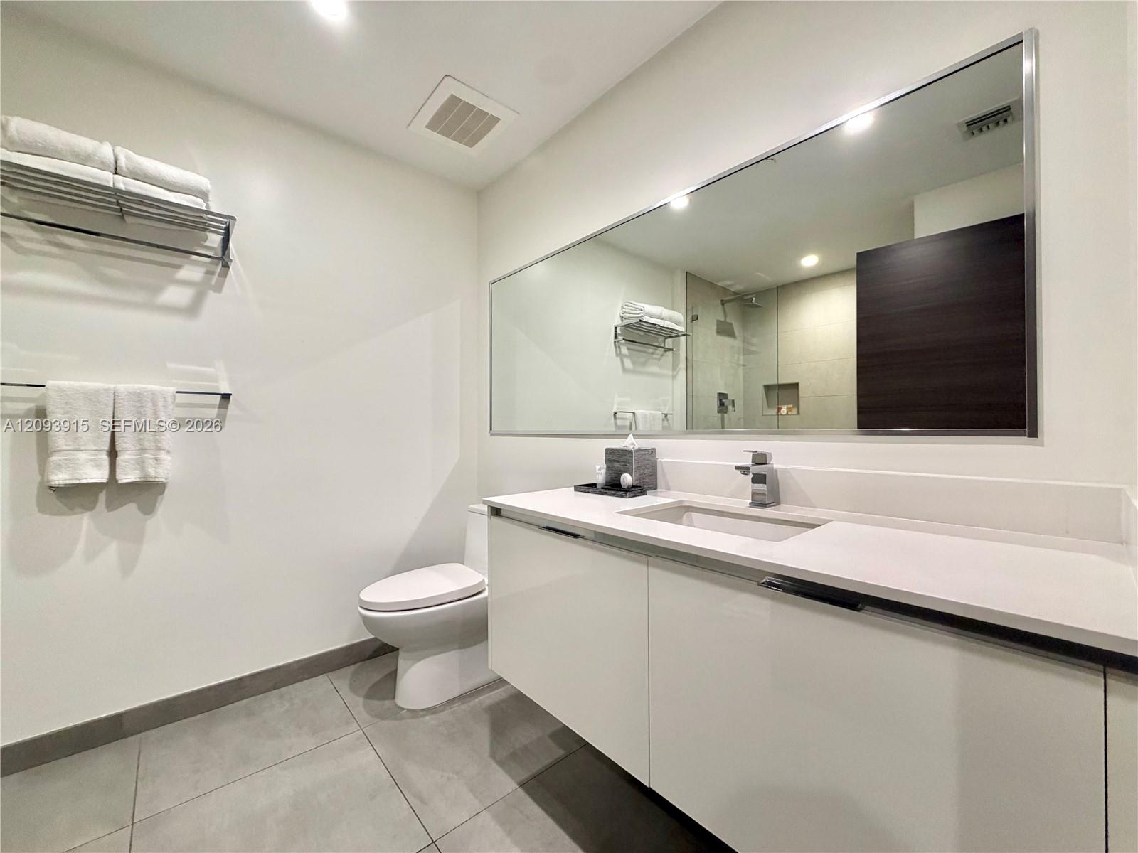 777 N Ocean Drive S304 Property Photo 19