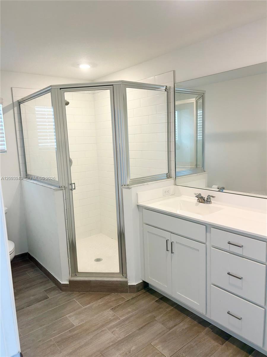 A12093943 Property Photo 7