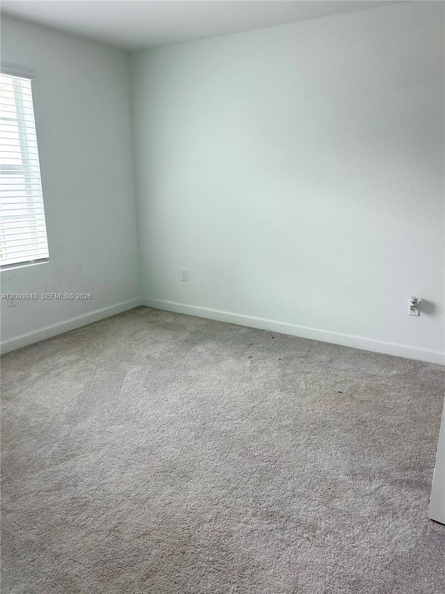 A12093943 Property Photo 14