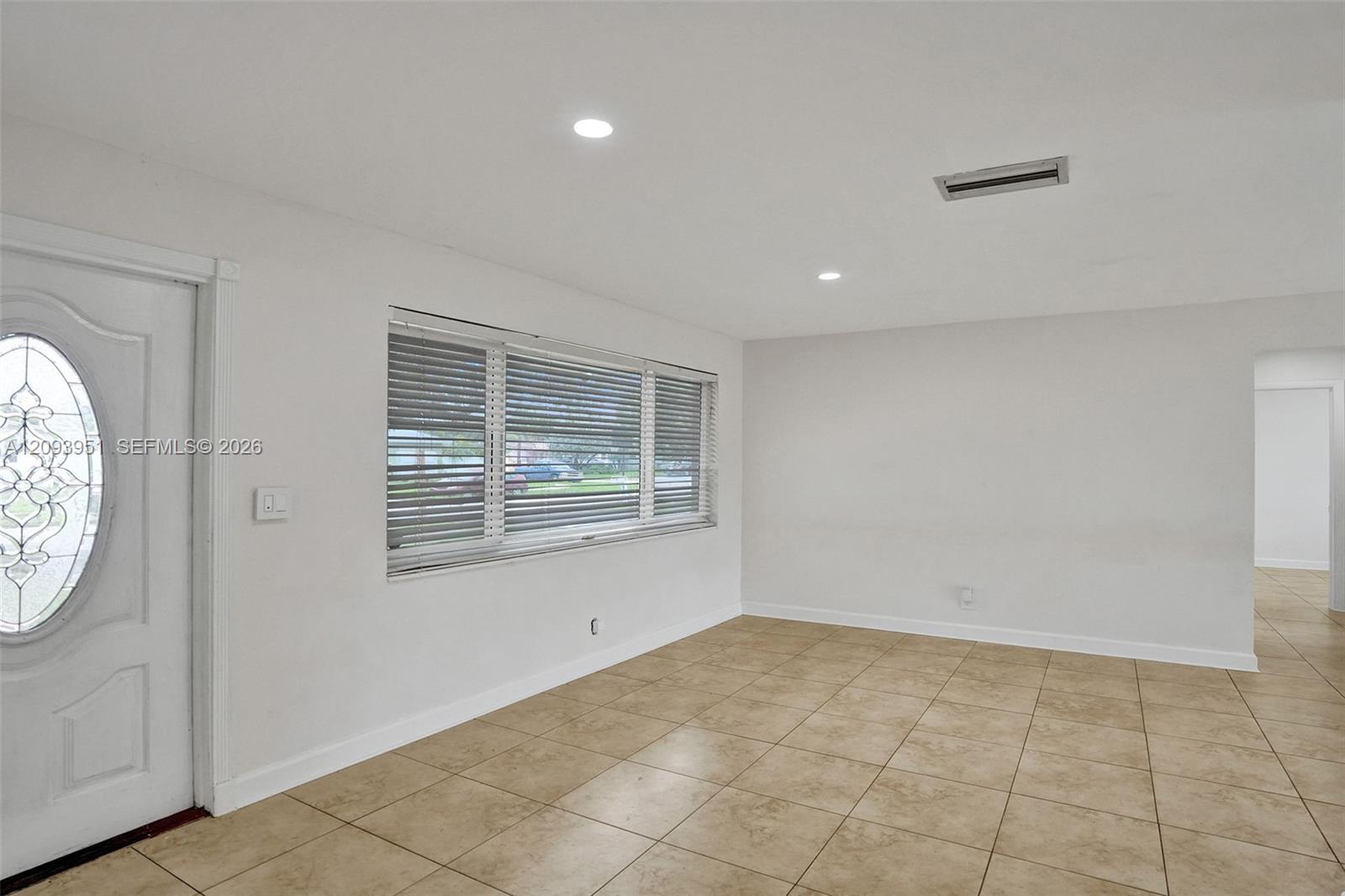 5081 Sw 94th Way Property Photo 3