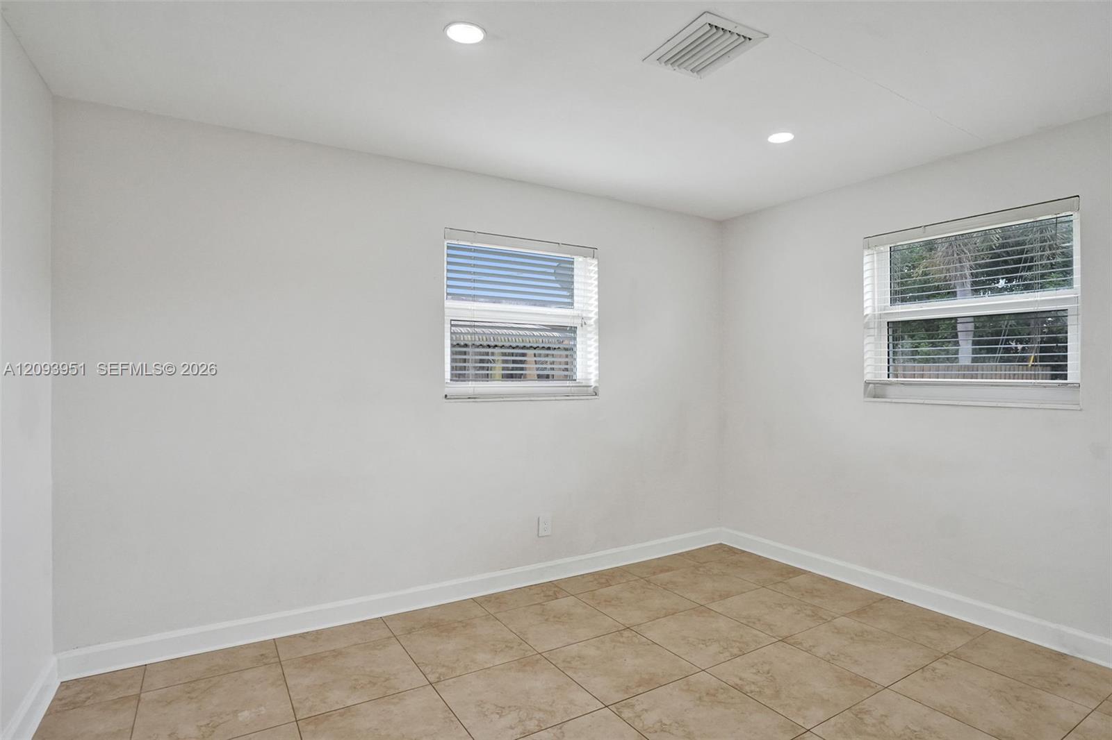 5081 Sw 94th Way Property Photo 21