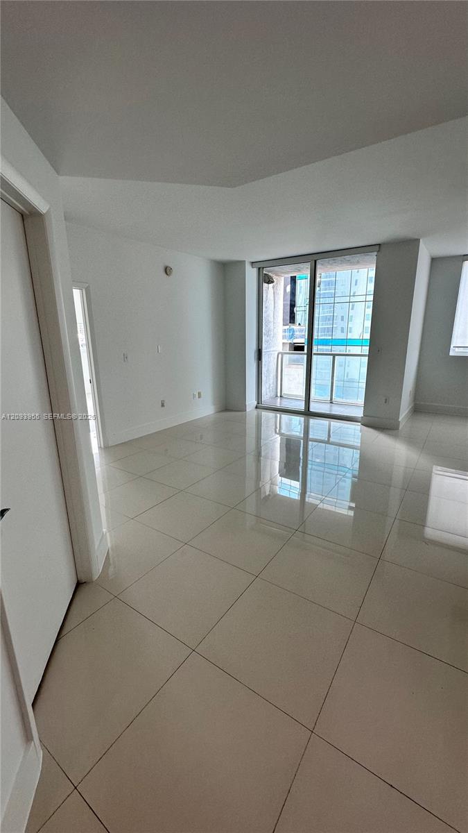 244 Biscayne Boulevard 1608 Property Photo 2