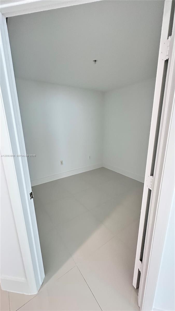 244 Biscayne Boulevard 1608 Property Photo 13