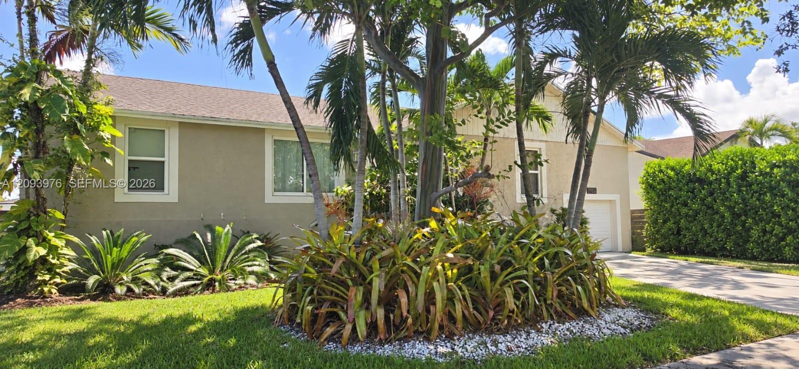 9760 Sw 211th Street Property Photo 1