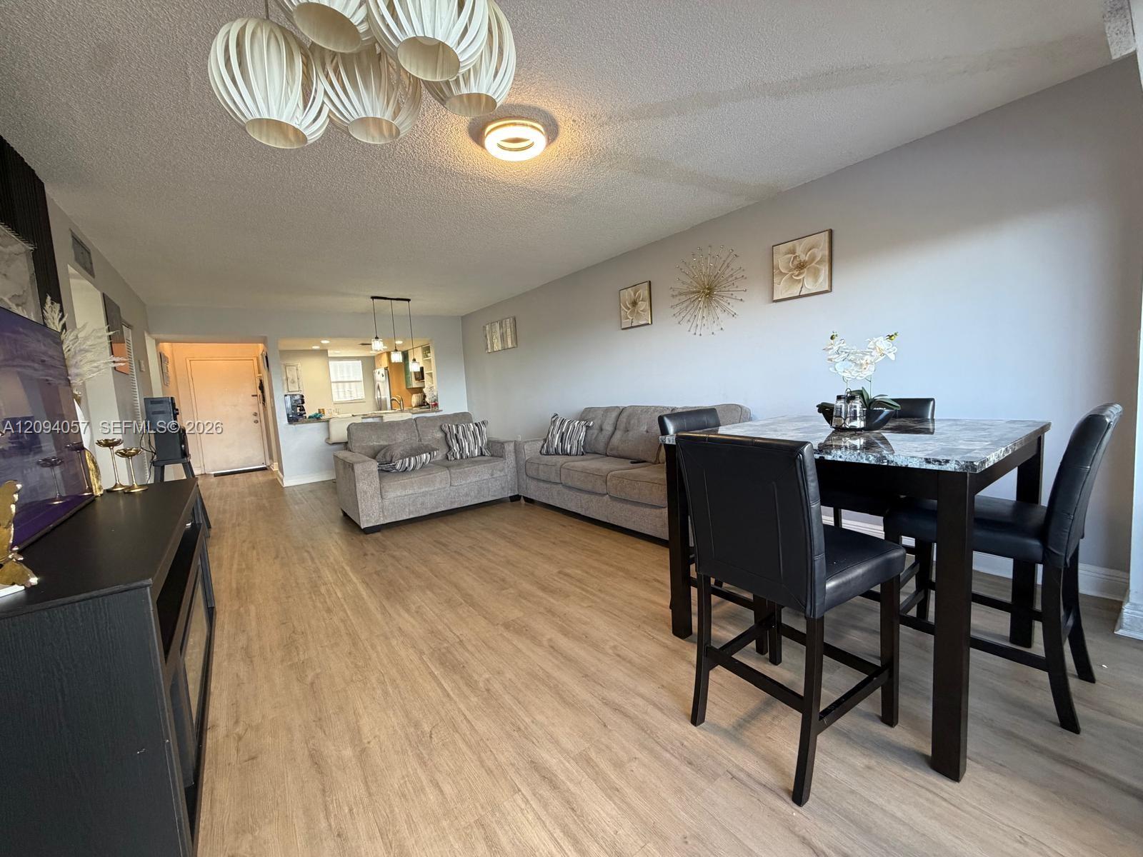 A12094057 Property Photo 6