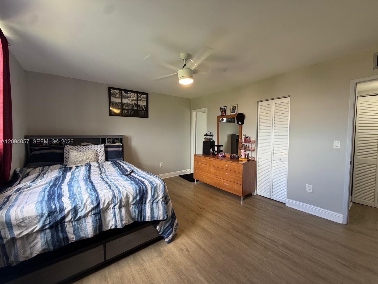A12094057 Property Photo 9