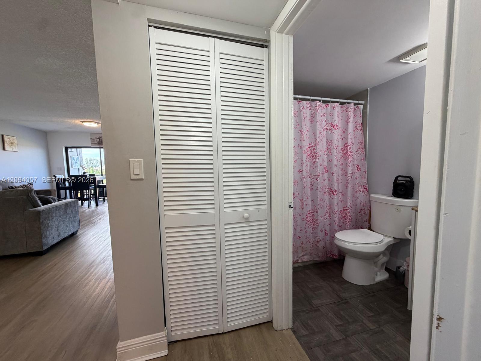 A12094057 Property Photo 15