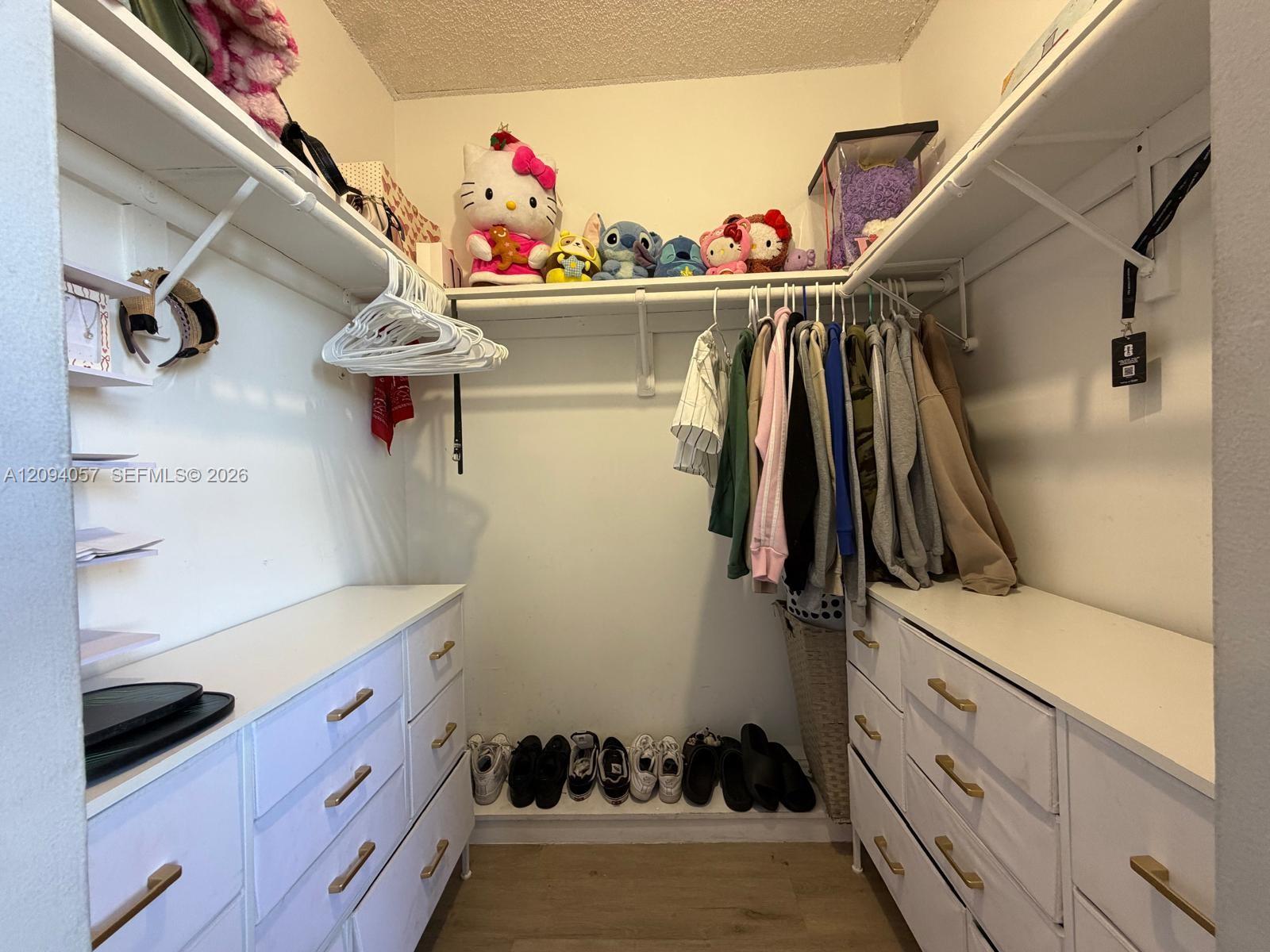 A12094057 Property Photo 16