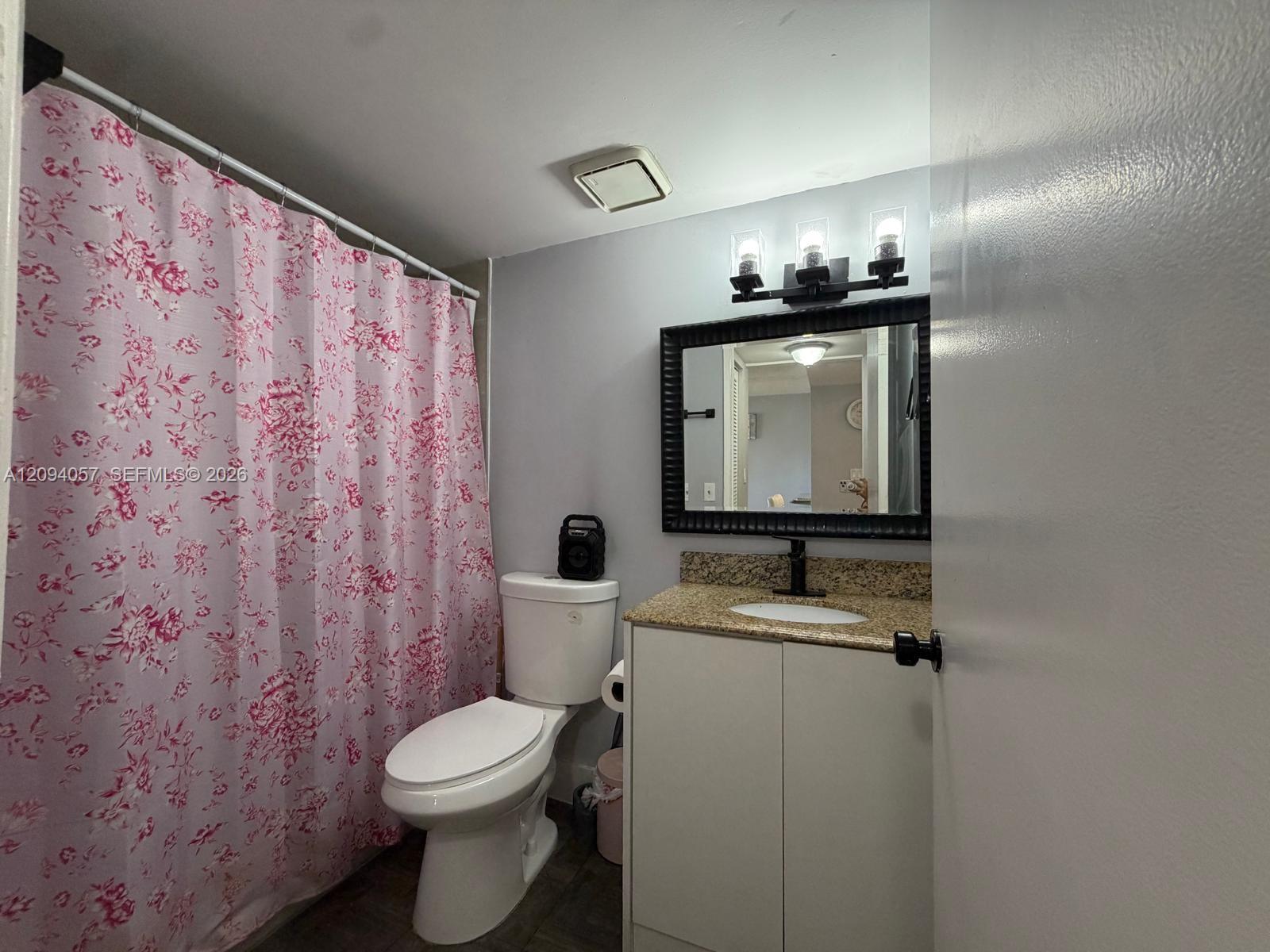 A12094057 Property Photo 18