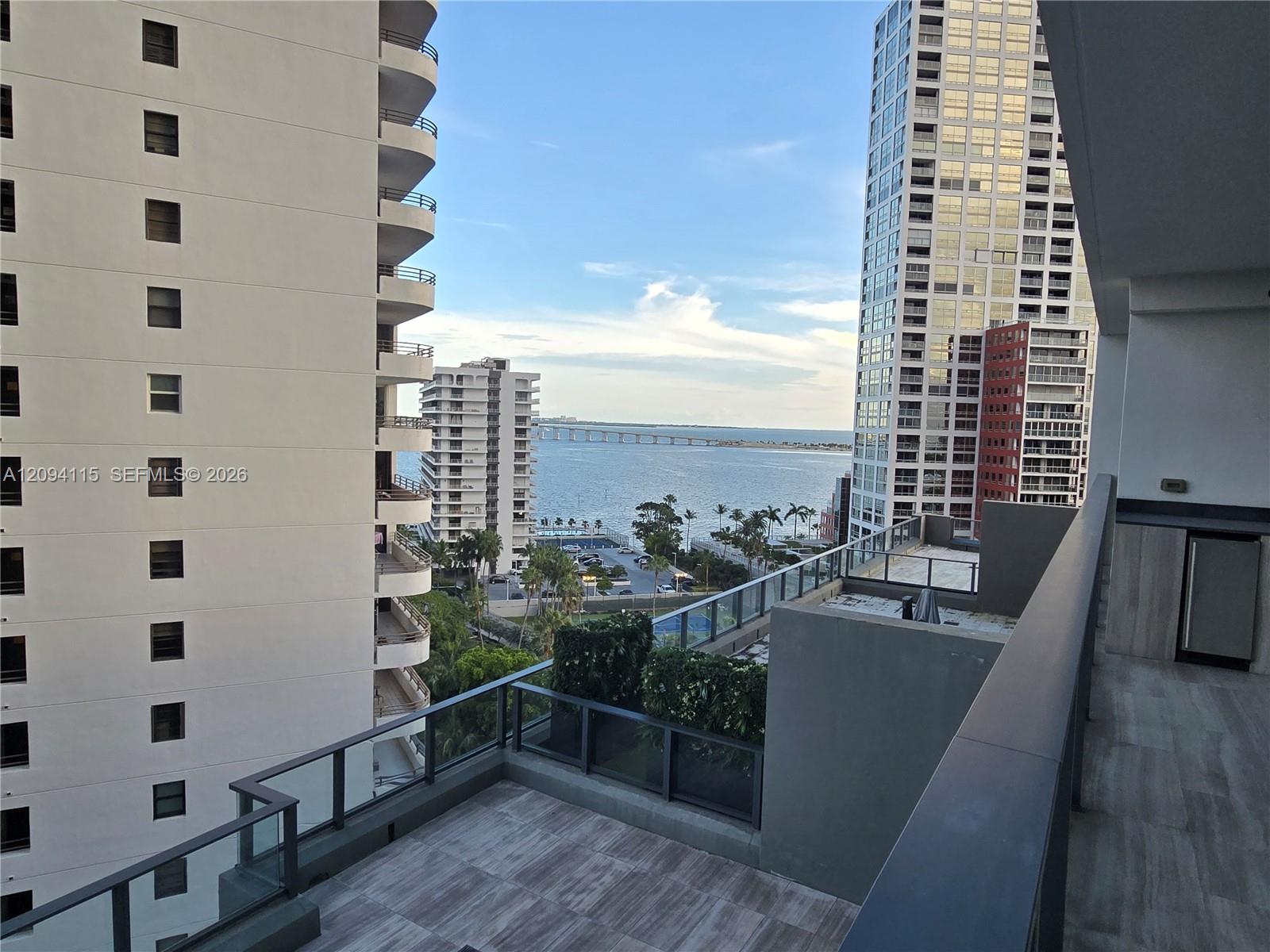 1451 Brickell Avenue 1002 Property Photo 7