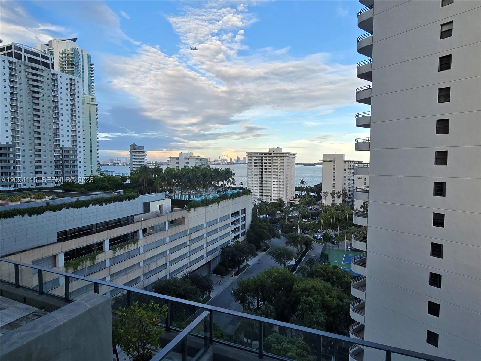1451 Brickell Avenue 1002 Property Photo 10