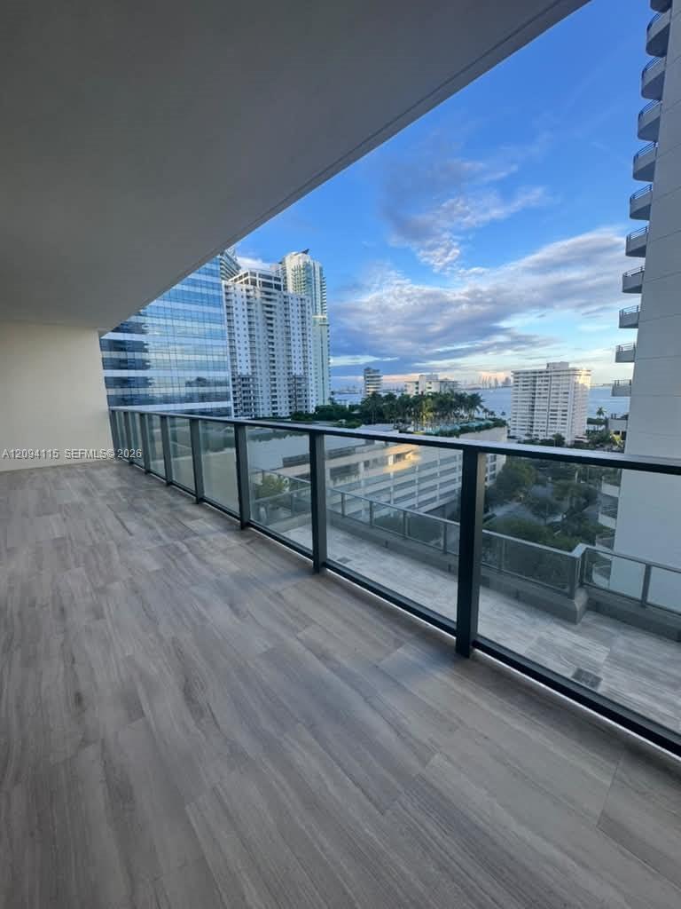 1451 Brickell Avenue 1002 Property Photo 12