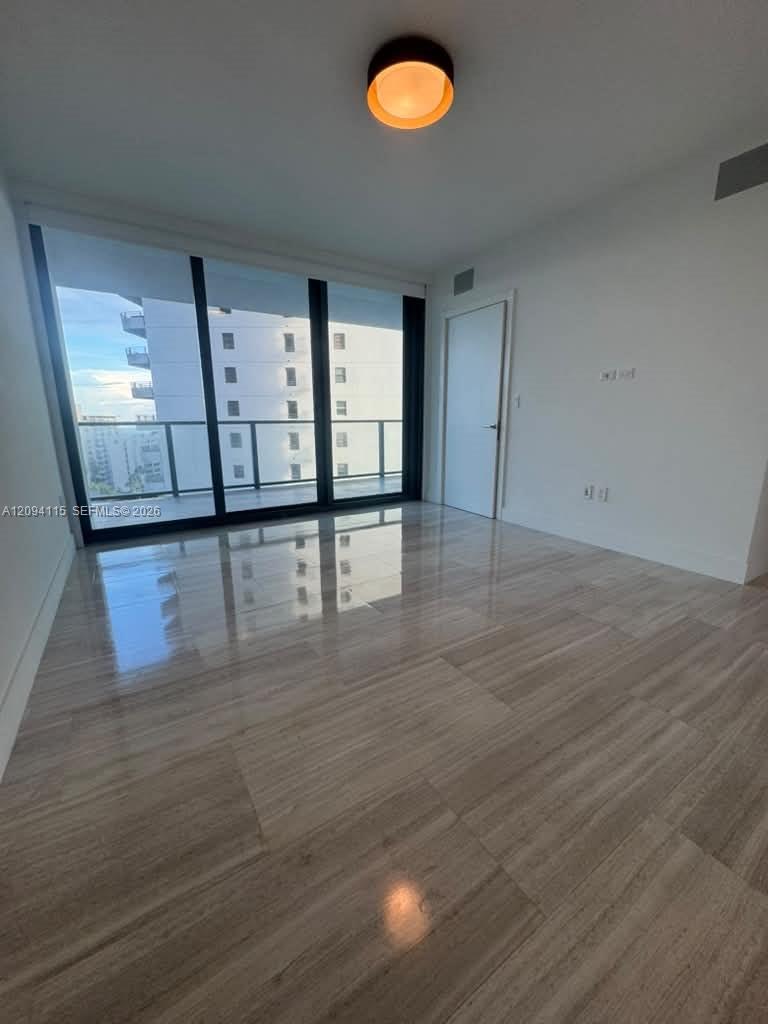 1451 Brickell Avenue 1002 Property Photo 22