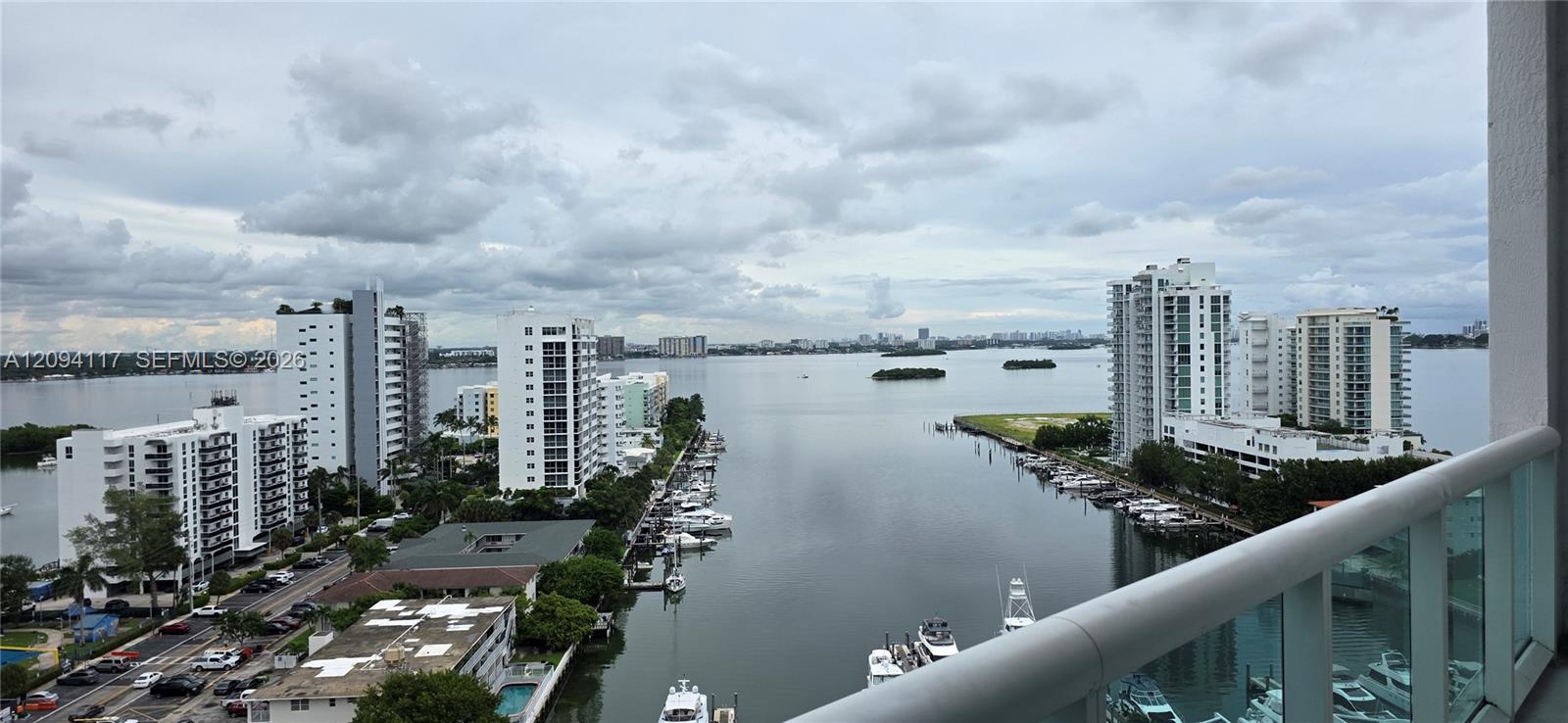 7900 Harbor Island Drive PH19 Property Photo 1