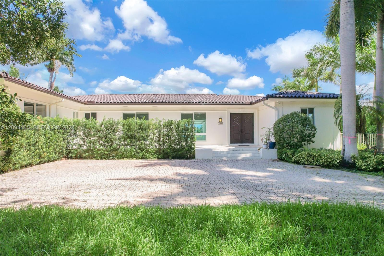 205 N Hibiscus Drive Property Photo 39
