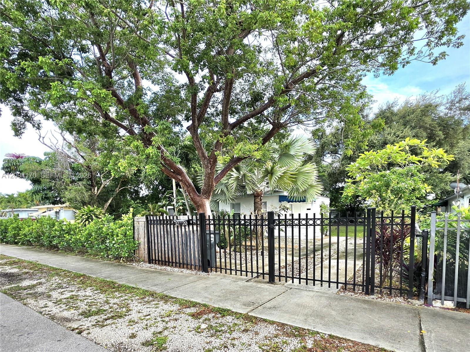 1220 NE 128th Street