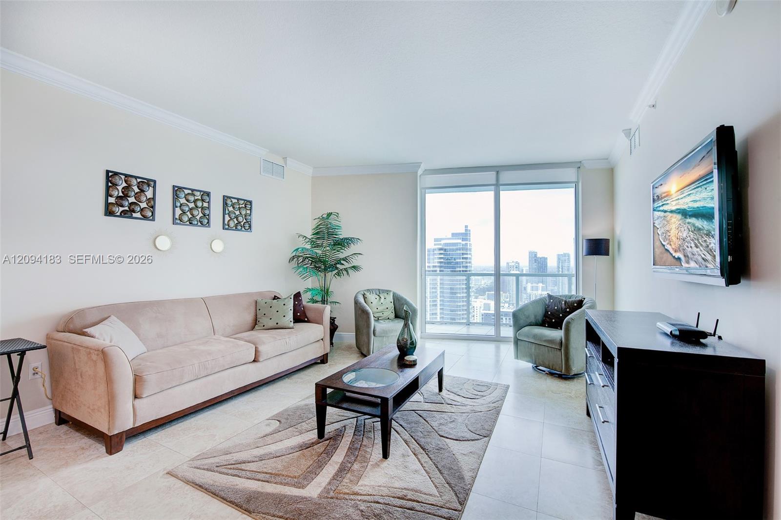 1900 N Bayshore Drive 4604 Property Photo 17